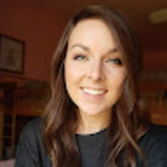 Meet your Posher, Brenna - Picture 1 of 1